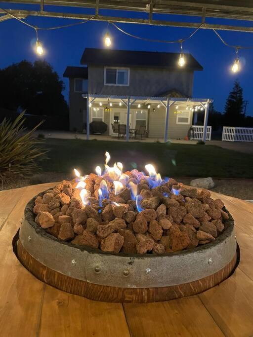 Our Farmhouse, Our Place: Cozy And Cute Homestead! Paso Robles Exterior photo